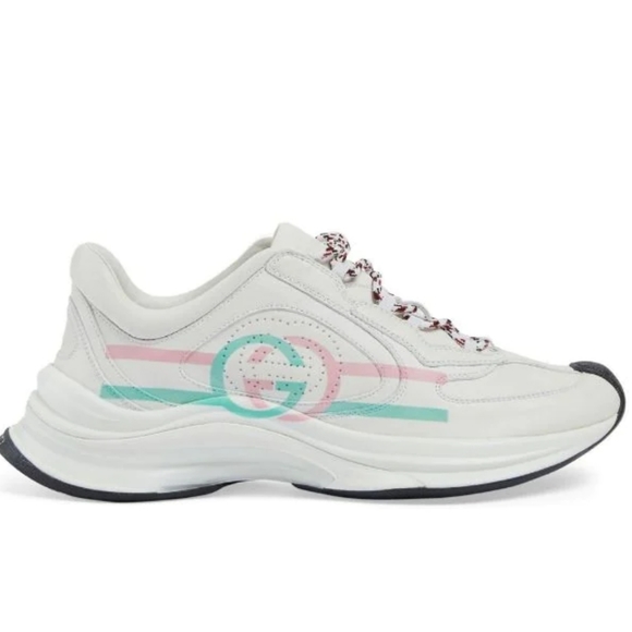 Gucci Women's Run Sneaker - Picture 1 of 8